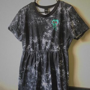 Snow White dress from hot topic